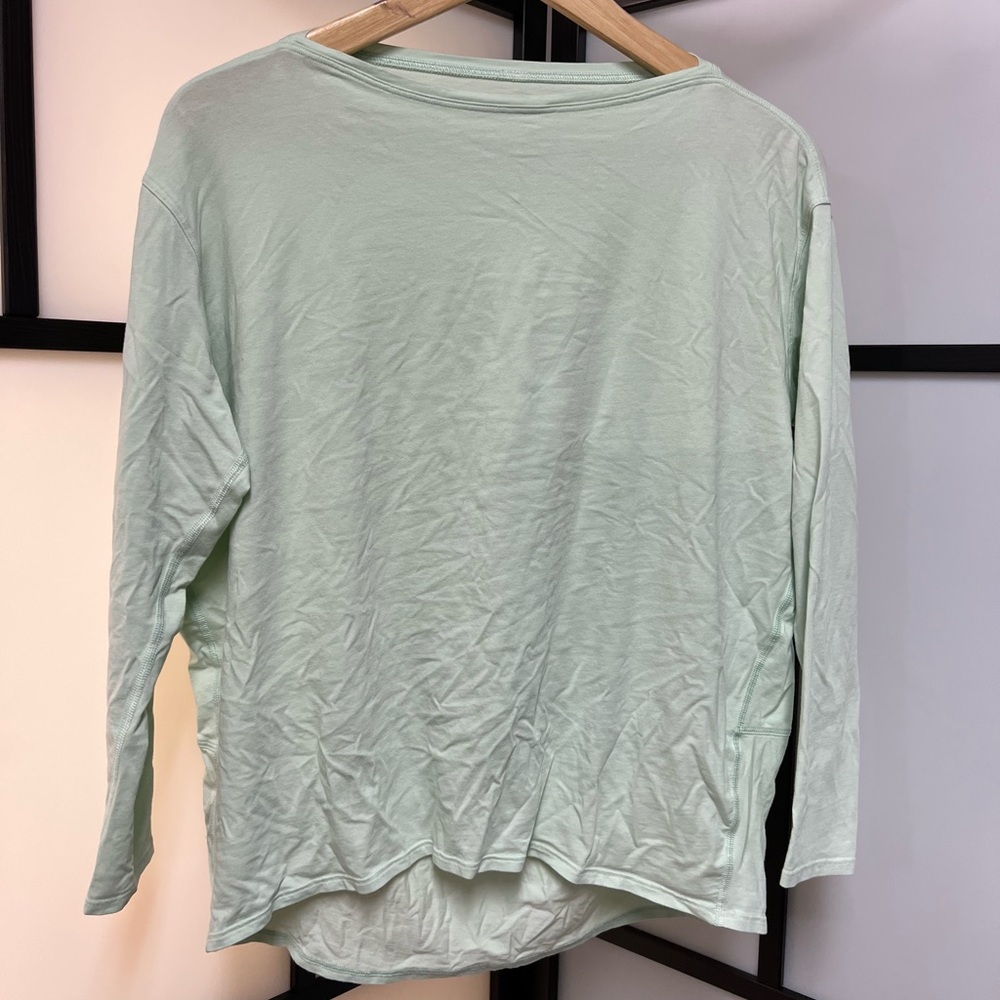 Lululemon pale green long sleeve top